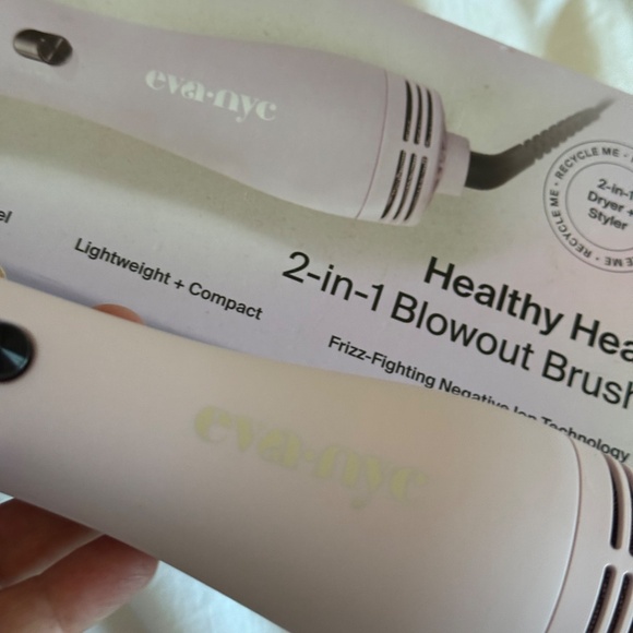 Eva Hair NYC Healthy Heat 2 in 1 Blowout Brush - Picture 4 of 6